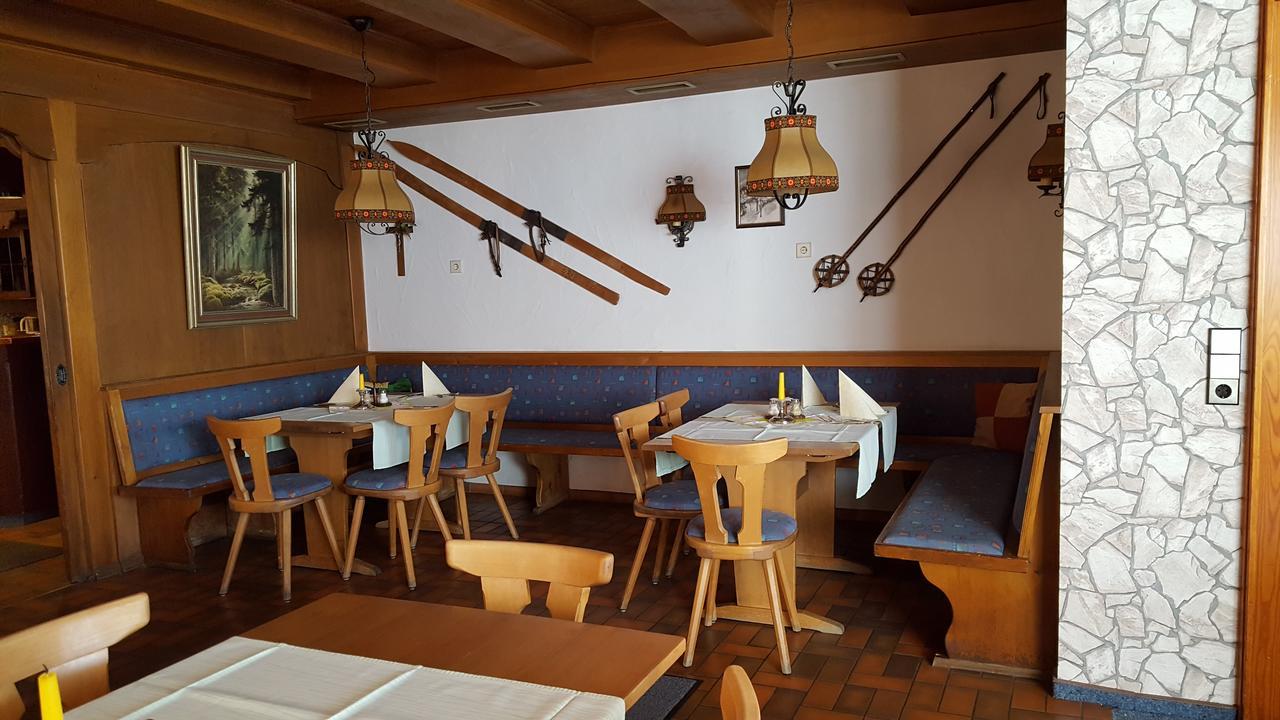 Schwarzwaldgasthof Baren Hotel Titisee-Neustadt Esterno foto