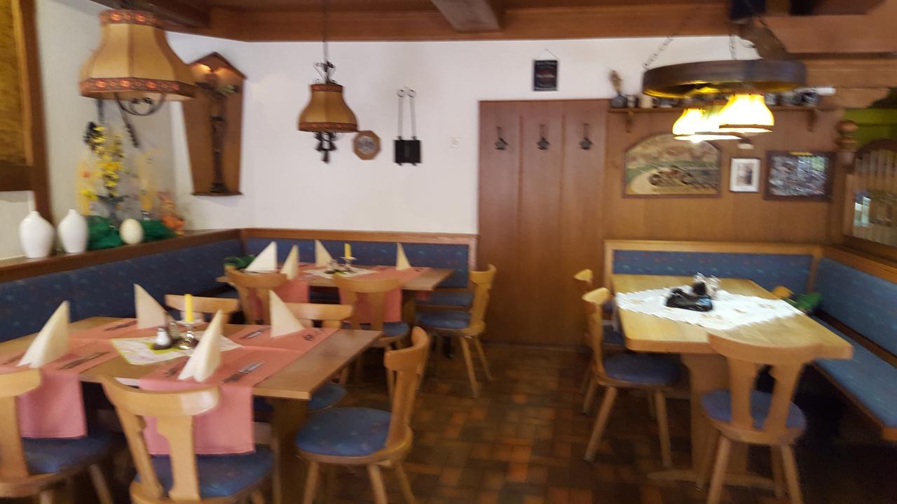 Schwarzwaldgasthof Baren Hotel Titisee-Neustadt Esterno foto