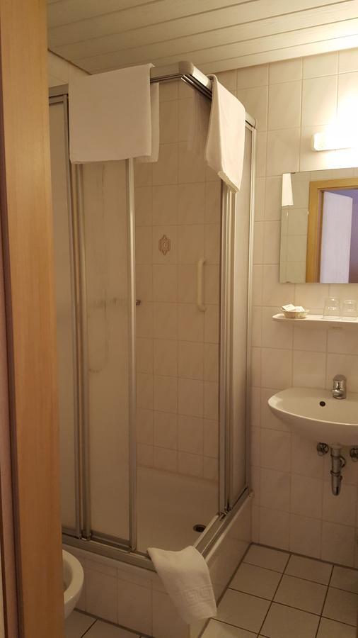 Schwarzwaldgasthof Baren Hotel Titisee-Neustadt Esterno foto